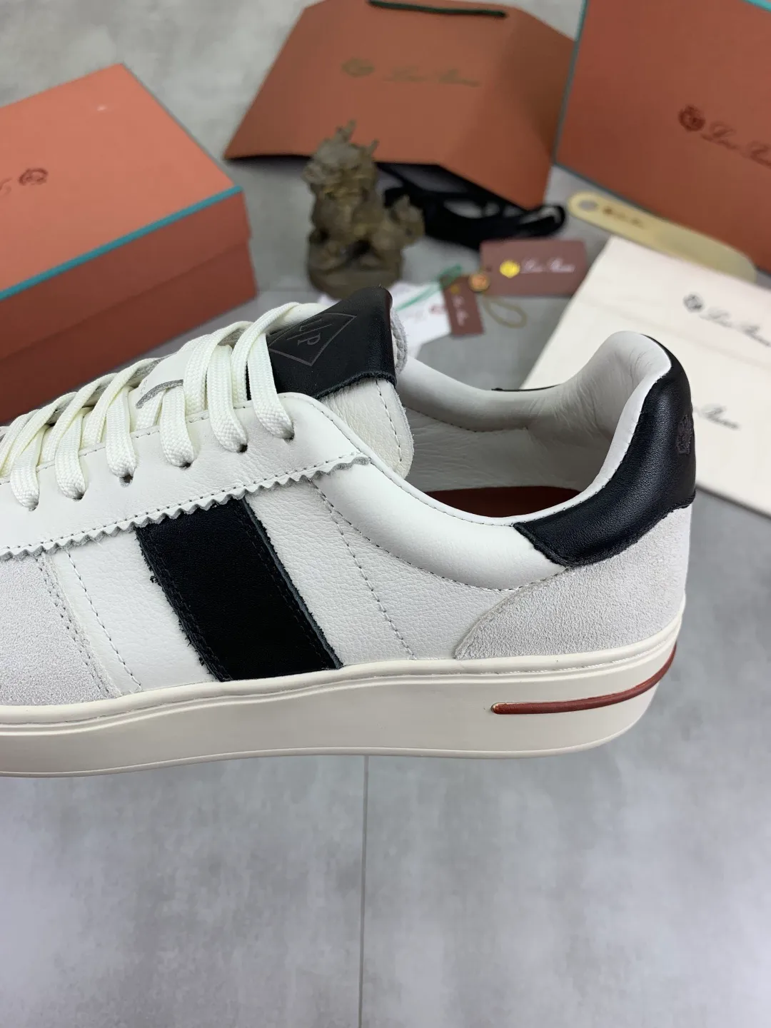 Men's men's shoes 💰P560 New style 💰High quality The latest casual shoes Loro Piana 💯Top grade💯Buy the original copy💯 Founded the existing Loro Piana company on April 24, 1924. It is now the sixth generation of family business, providing top quality products to customers who are discerning in taste and quality. Imported original fly woven fabric with cowhide fabric, plain calfskin lining. Hand-sewn thread with cowhide feet. Original packaging. Number of yards: 38-44 (customized for 45 and 46). 2️⃣ colors available.